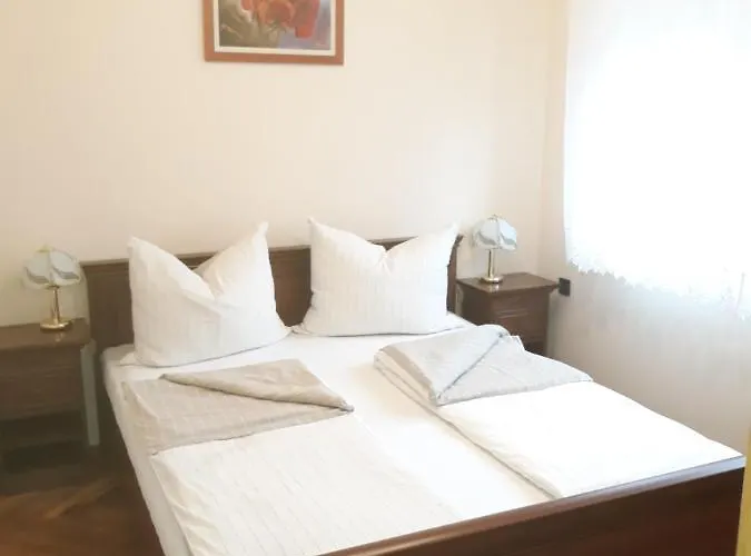 Lazar Apartment *